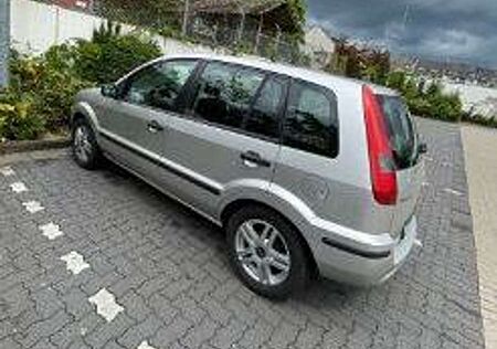 Ford Fusion 1.4 Ambiente
