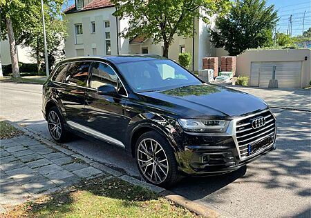 Audi Q7 50 TDI quattro