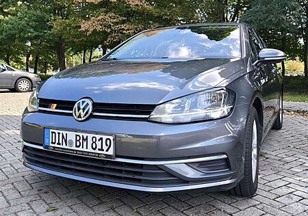 VW Golf Variant Volkswagen 1.6 TDI BlueMotion AHK 1,6 TDI