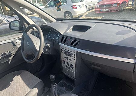 Opel Meriva 1.6 16V Edition