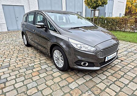 Ford S-Max Titanium Navi, KeyFree, Blind Spot, Fernlichtautom