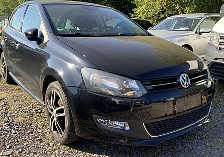 VW Polo Volkswagen Life