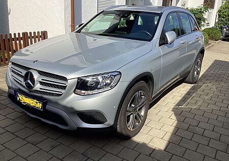 Mercedes-Benz GLC 220 d 4Matic 9G-TRONIC