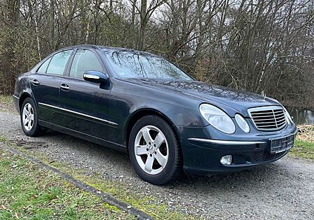 Mercedes-Benz E 240 E240 Elegance Automatik Lim. Tüv=08/26! Euro4 VB