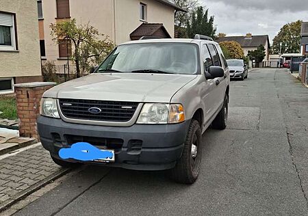 Ford Explorer Black Edition