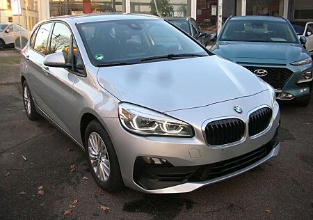 BMW 218 d xDrive Automatik *13.900km ! *LED*Navi*Rfk
