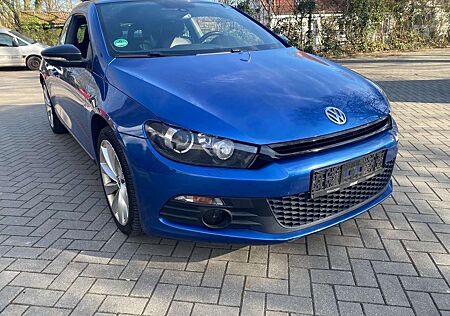 VW Scirocco Volkswagen 1.4 TSI 90 kW Match / TÜV Neu / Panorama
