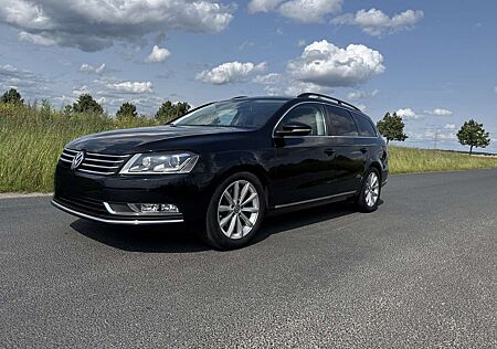 VW Passat Variant Volkswagen 2.0 TDI DPF DSG Highline