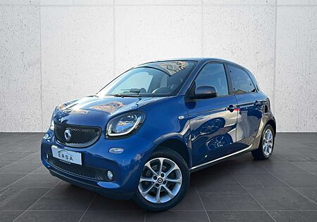 Smart ForFour Passion Aut.*Pano*PDC*Sitzheizung*Tempomat