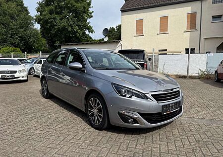 Peugeot 308 Allure,Lückenlos Scheckheftgepflegt bei