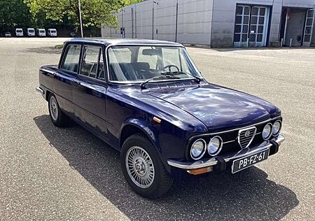 Alfa Romeo Giulia Nuova 1600 Lusso