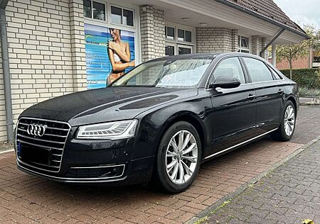 Audi A8 3.0 TDI clean diesel L quattro * Absolut voll*
