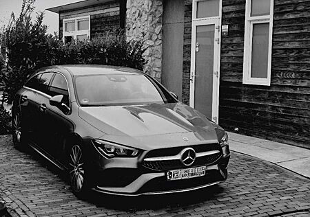 Mercedes-Benz CLA 180 Shooting Brake 7G-DCT Edition 2021