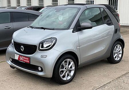 Smart ForTwo Cabrio Turbo90PS_Leder_RFKamera_LED&Sensor Paket