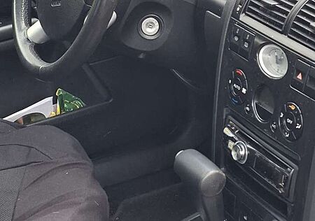 Ford Mondeo Ghia