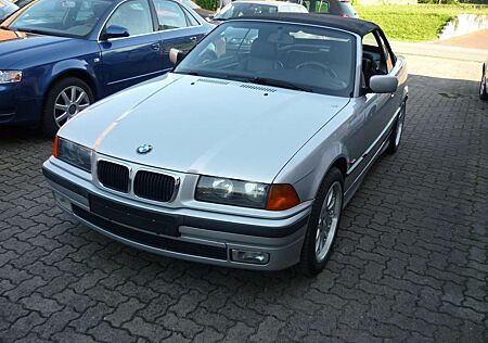 BMW 318i 318 Exclusiv Edition