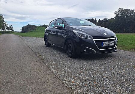 Peugeot 208 PureTech 82 Start