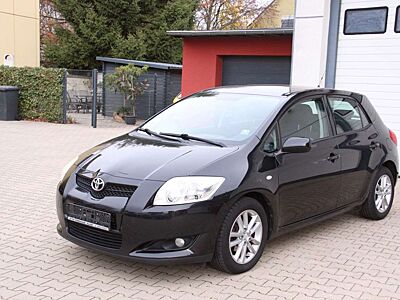 Toyota Auris Life Klimaautomatik / PDC