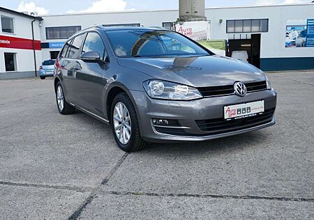 VW Golf Volkswagen Variant TDI Lounge Pano/AHK/SHZ/PDC