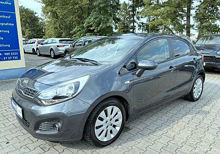 Kia Rio Dream Team*PDC*ShZ*1 Jahr Garantie