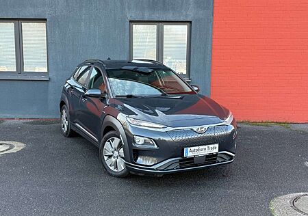Hyundai Kona PremiumElektro 64 kWh | HUD | Vollleder |SOH 95%