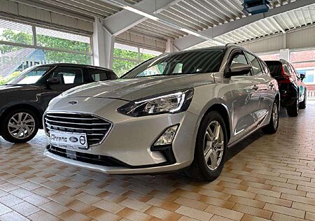 Ford Focus Cool & Connect