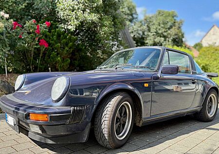 Porsche 911 Carrera