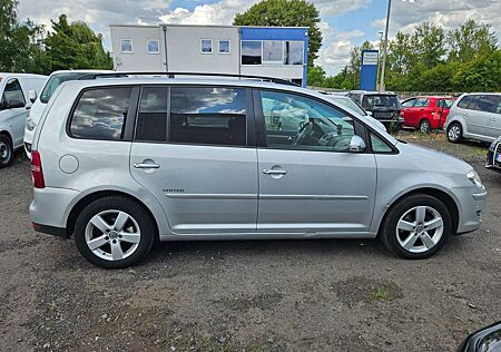 VW Touran Volkswagen United TÜV-NEU