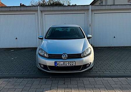 VW Golf Volkswagen Einparkhilfe, Klimaanlage,Radio Tuner,Sitzheizung,