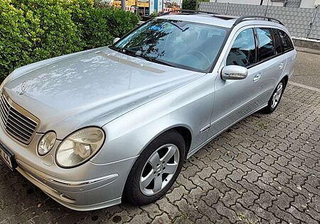Mercedes-Benz E 200 T Kompressor Automatik Avantgarde