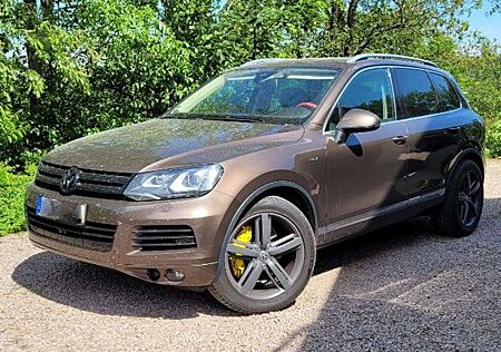 VW Touareg Volkswagen 4.2 V8 TDI DPF