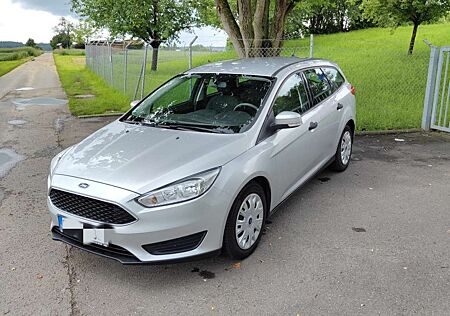 Ford Focus 1.0 EcoBoost 99g Start-Stopp-System Trend