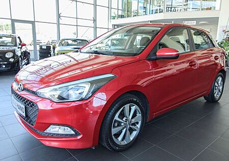 Hyundai i20 YES!/SHZ/PDC/KLIMA/TEMPOMAT/LENKRADH/1.HAND