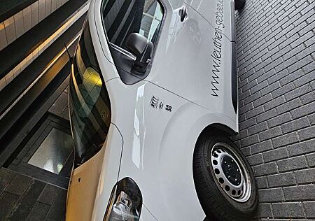 Peugeot Expert L2H1 EAT8 Premium
