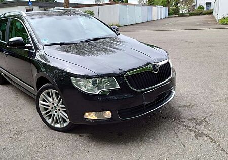 Skoda Superb Combi 2.0 TDI DSG Ambition
