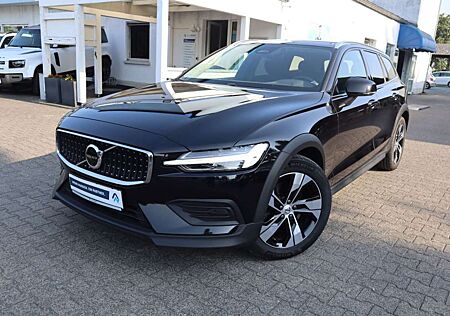 Volvo V60 CC V60 Cross Country V60 Cross Country B4 D AWD Plus|NAVI|LEDER|R-CAM