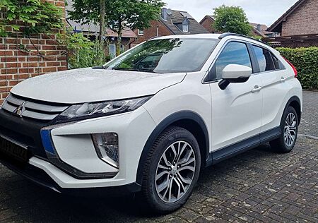 Mitsubishi Eclipse Cross Basis 2WD