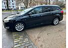 Ford Focus Turnier Diesel 1.5 TDCi DPF Titanium mit AHK