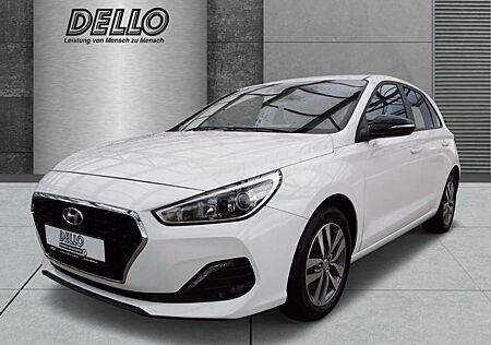 Hyundai i30 1.4 ltr 99 PS YES! PDC RFK SHZ