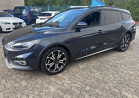 Ford Focus Turnier Active X Navi/LED/Sitz-Lenkradhzg