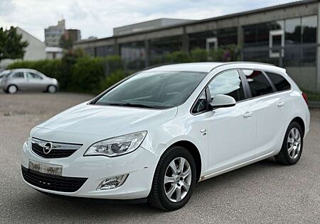Opel Astra J 1.7 CDTi Sports Tourer 150 Jahre