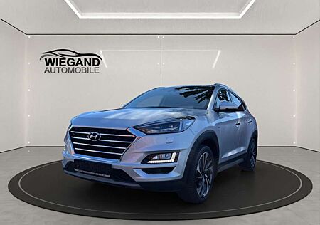 Hyundai Tucson 2.0 CRDi+4WD+Aut.+Premium+PDC+GRA+NAVI