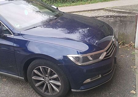 VW Passat Variant Volkswagen 2.0 TDI SCR DSG Highline