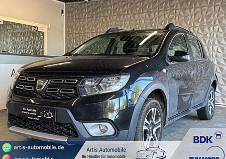 Dacia Sandero II STEPWAY CELEBRATION*NAVI*KLIMA*KAMERA