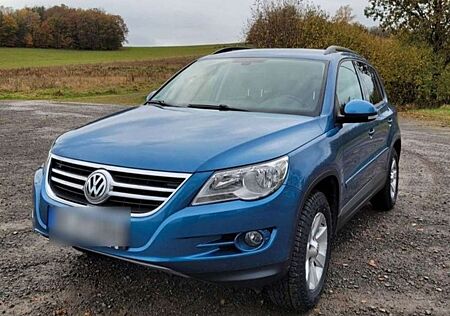 VW Tiguan Volkswagen 2.0 TDI DPF 4Motion Track & Field