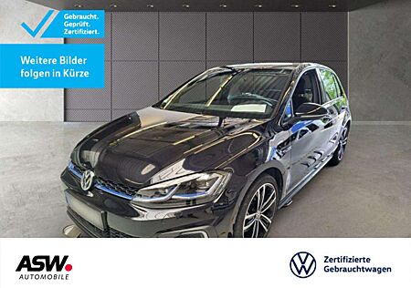VW Golf GTE Volkswagen GTE 1.4TSI DSG Navi LED PDC ACC Stdhzg