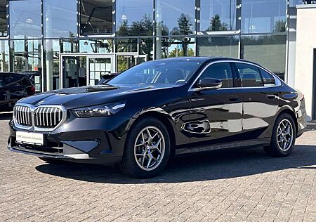 BMW 520 i Aut. Lim / Leder / Standheizung / Sitzbel.