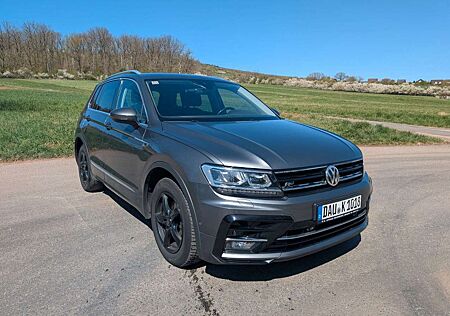 VW Tiguan Volkswagen 2.0 TDI SCR 4MOTION R-Line