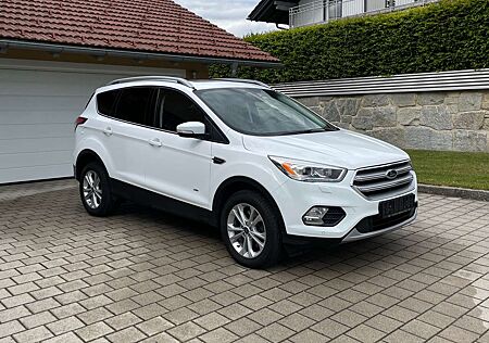 Ford Kuga 2.0 TDCi 4x4 Aut.Titanium