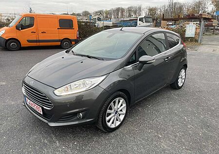 Ford Fiesta Titanium, Klima, PDC, Alu,
